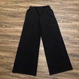 Wide leg black pant from Old Navy
